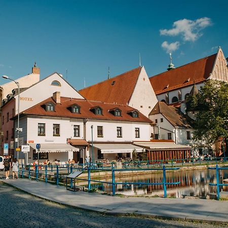 Hotel Klika Ceske Budejovice Esterno foto