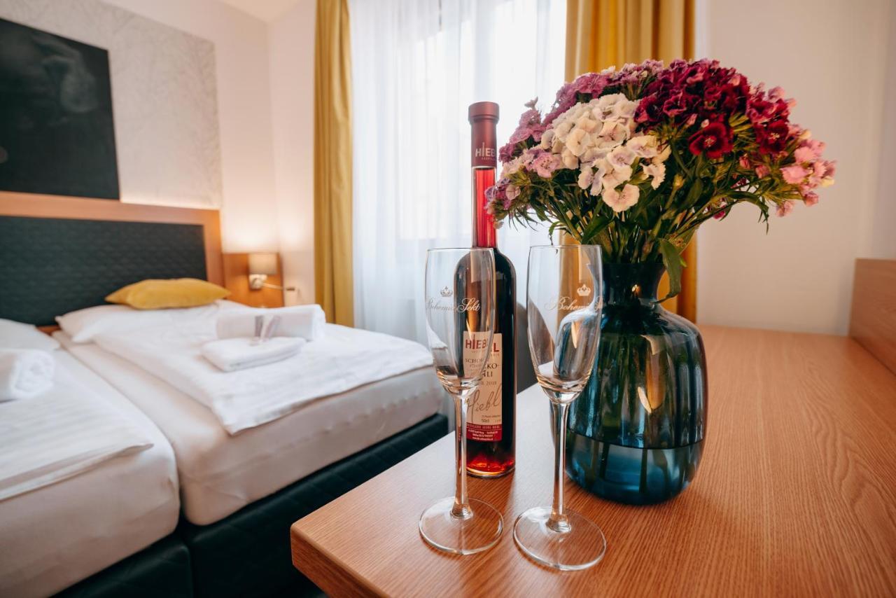 Hotel Klika Ceske Budejovice Esterno foto