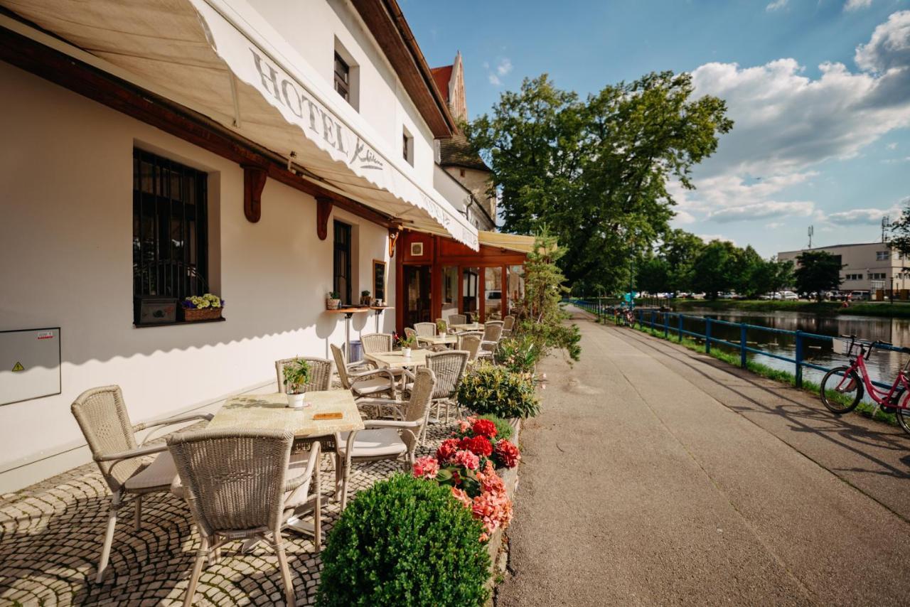 Hotel Klika Ceske Budejovice Esterno foto