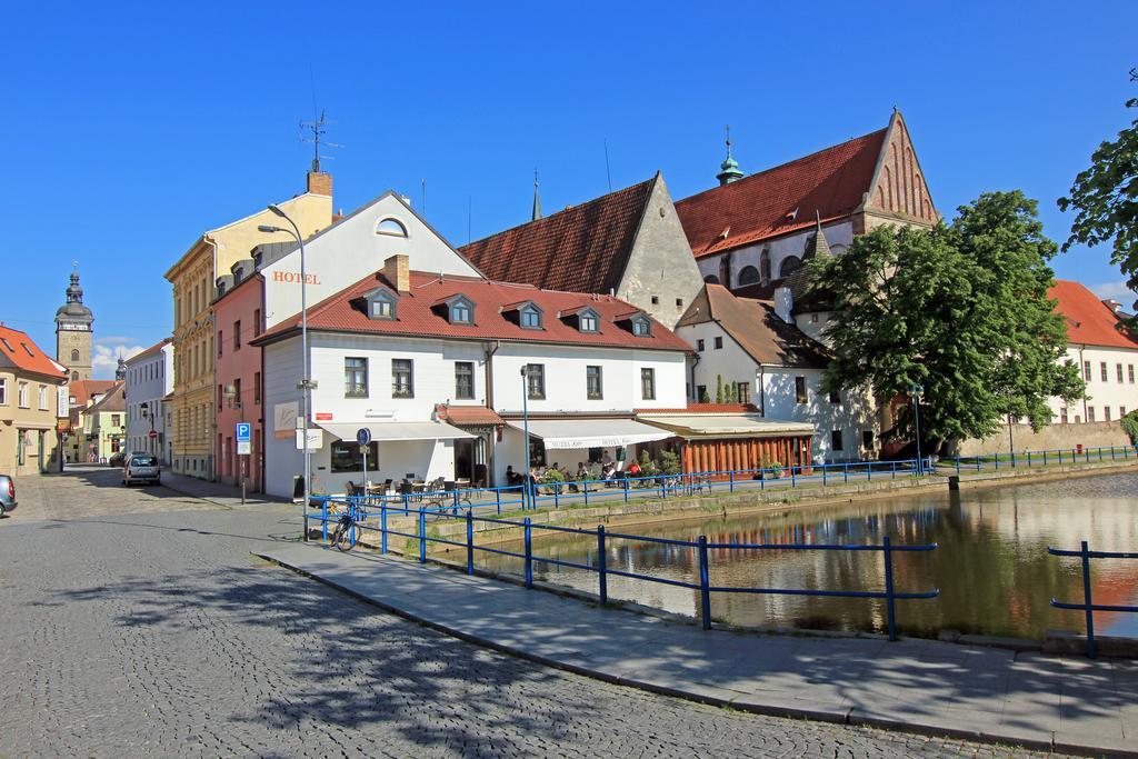 Hotel Klika Ceske Budejovice Esterno foto