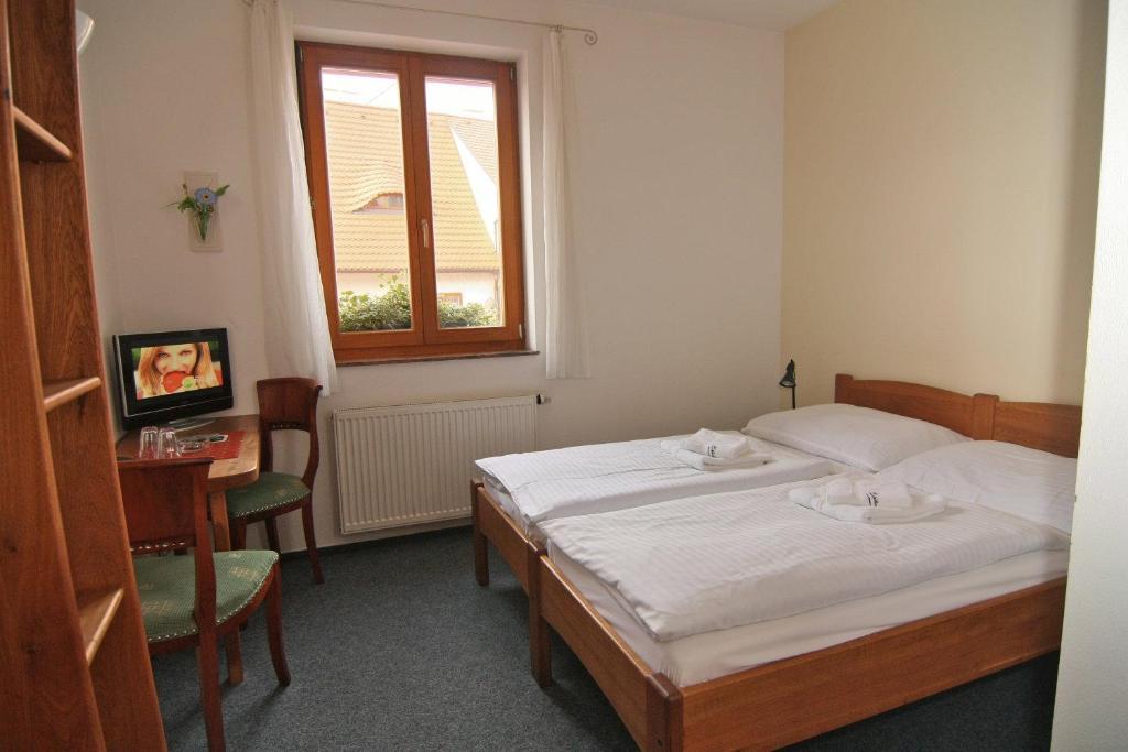 Hotel Klika Ceske Budejovice Esterno foto